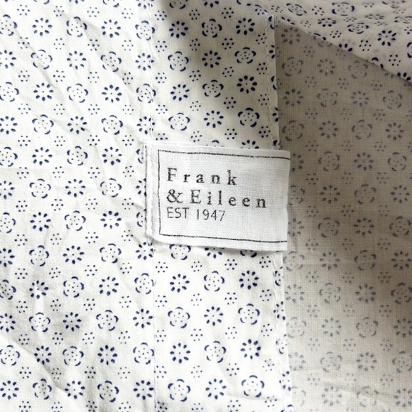 Frank & Eileen Button Down Shirt - Picture 4 of 14